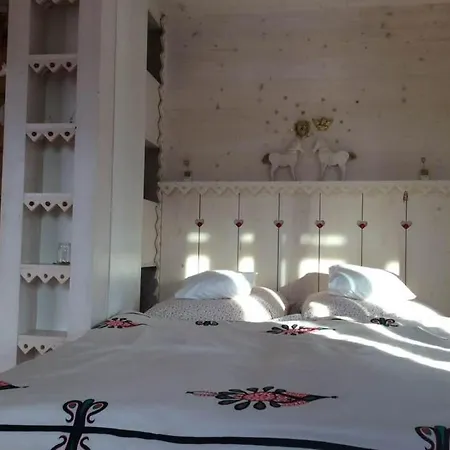 Bed & Breakfast Hamry3b